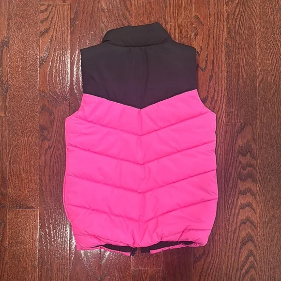 Puma Black and Pink Puffer Vest - Picture 2 of 5